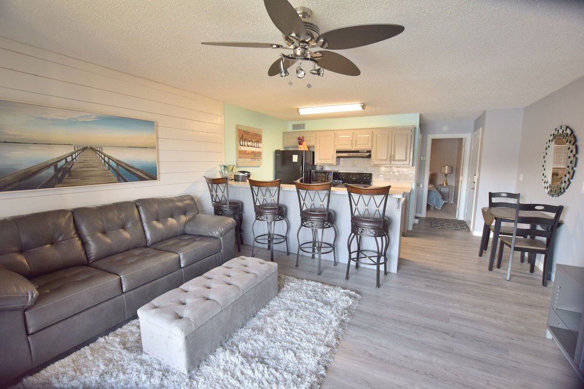 Harbor Point C205 (Sleeps 4)